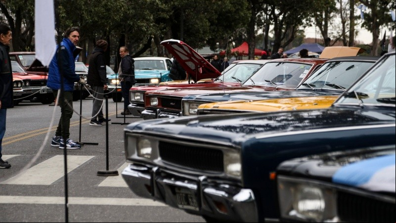 De todo tipo y color: la muestra de autos en el Parque Independencia.