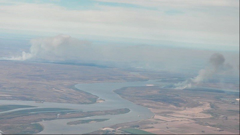 Los dos focos de humo en la zona de San Nicolás y Villa Constitución este miércoles