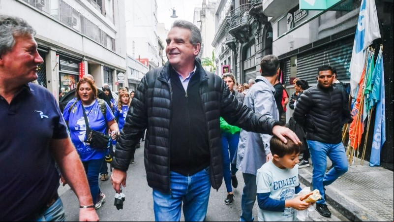 Rossi participó del último acto por el 25 de Mayo en Buenos Aires.