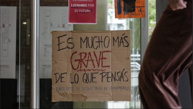 Rosario3 pasó por la Siberia en donde varias facultades se sumaban a la toma.