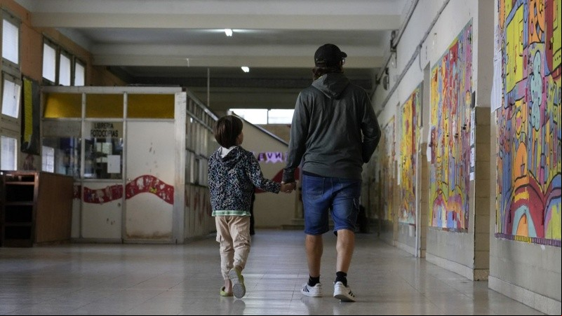 Los rosarinos acudieron a las escuelas el pasado 13 de abril. Hubo una baja participación ciudadana.