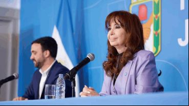 Militantes y dirigentes del peronismo expresaron su apoyo a Cristina.
